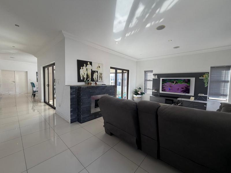 3 Bedroom Property for Sale in Blue Valley Golf Estate Gauteng