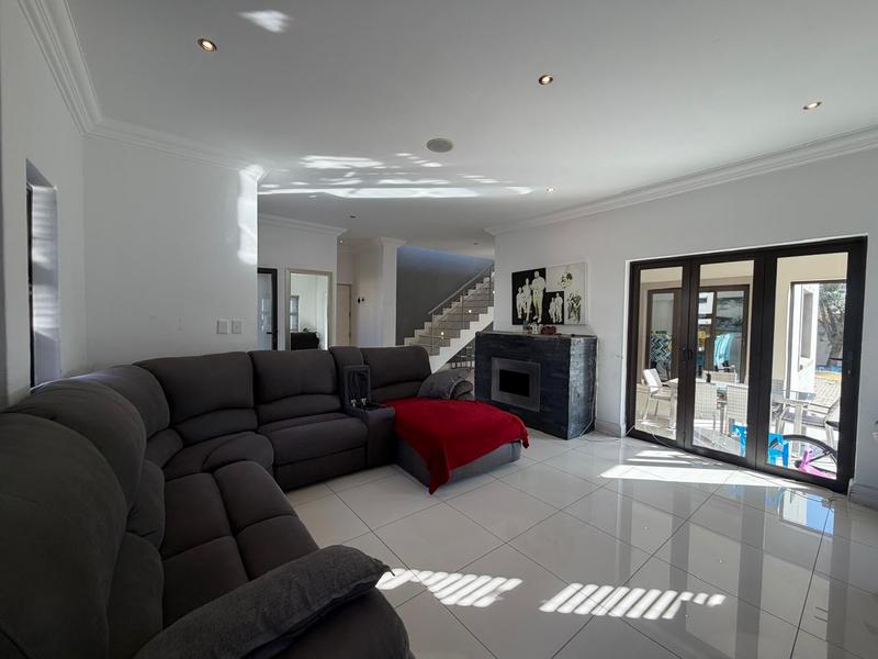3 Bedroom Property for Sale in Blue Valley Golf Estate Gauteng