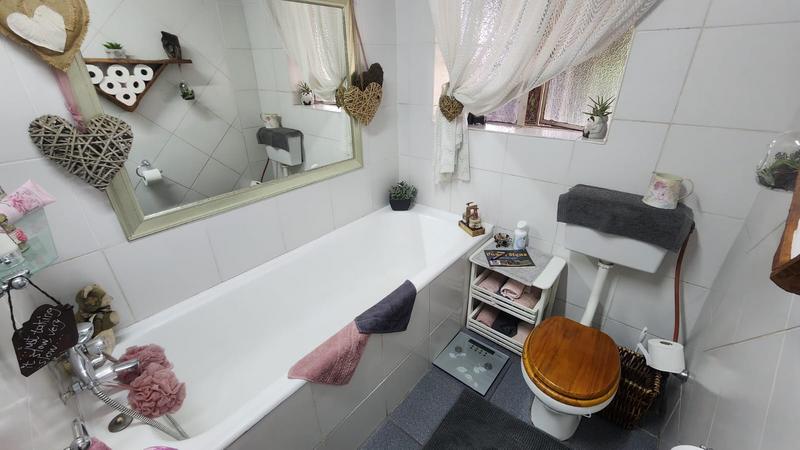 3 Bedroom Property for Sale in Florentia Gauteng
