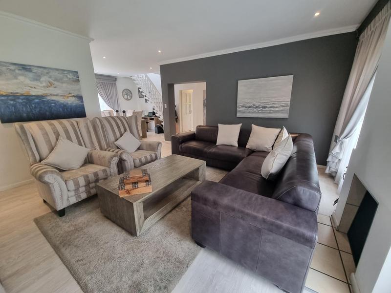 4 Bedroom Property for Sale in Randhart Gauteng