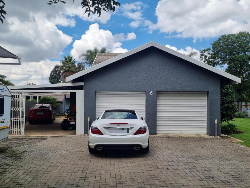 4 Bedroom Property for Sale in Randhart Gauteng