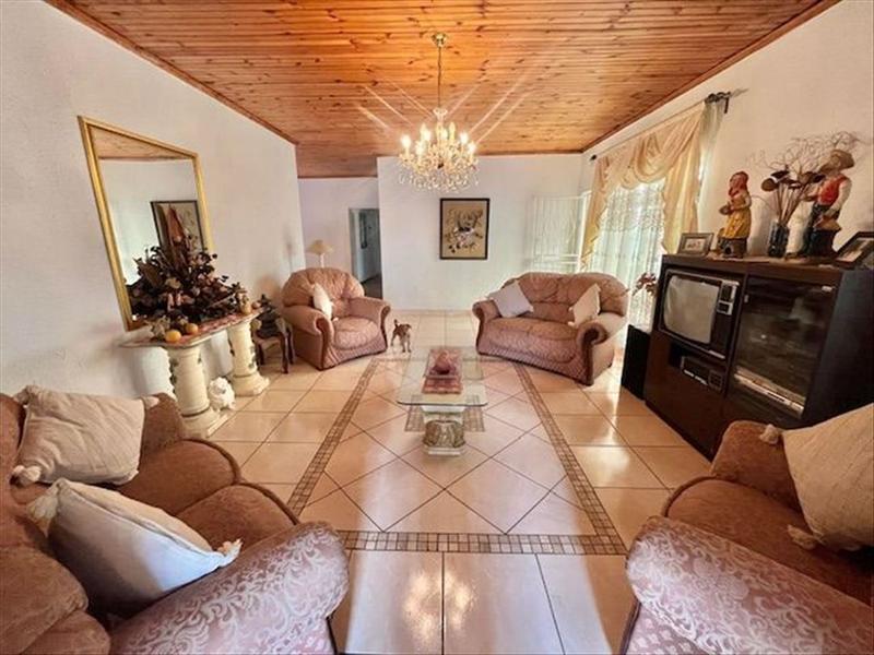 6 Bedroom Property for Sale in Freeway Park Gauteng