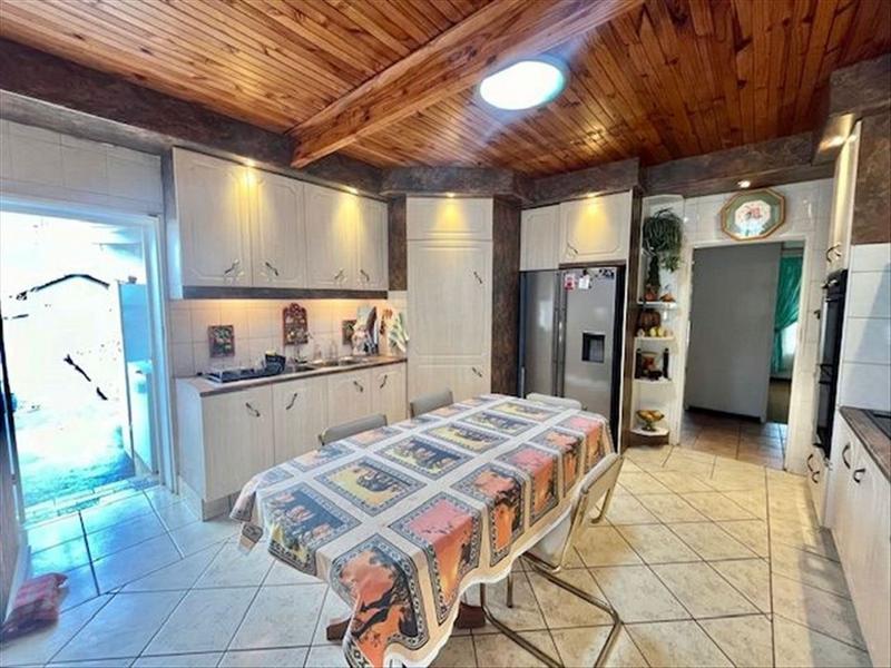 6 Bedroom Property for Sale in Freeway Park Gauteng