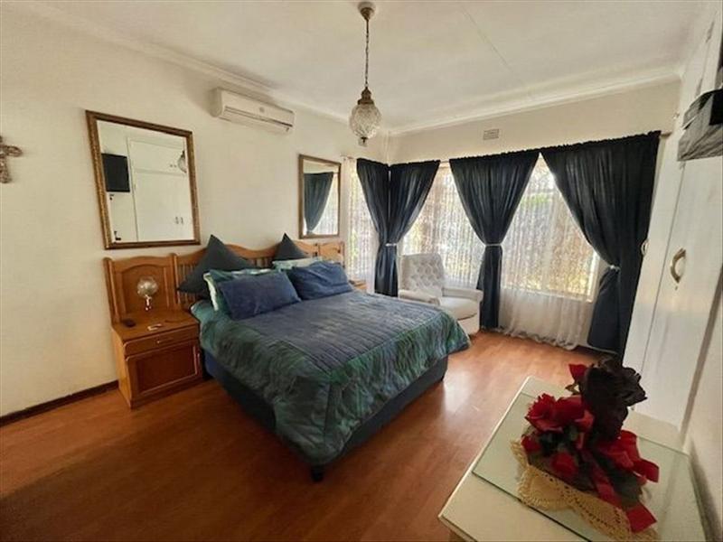 6 Bedroom Property for Sale in Freeway Park Gauteng