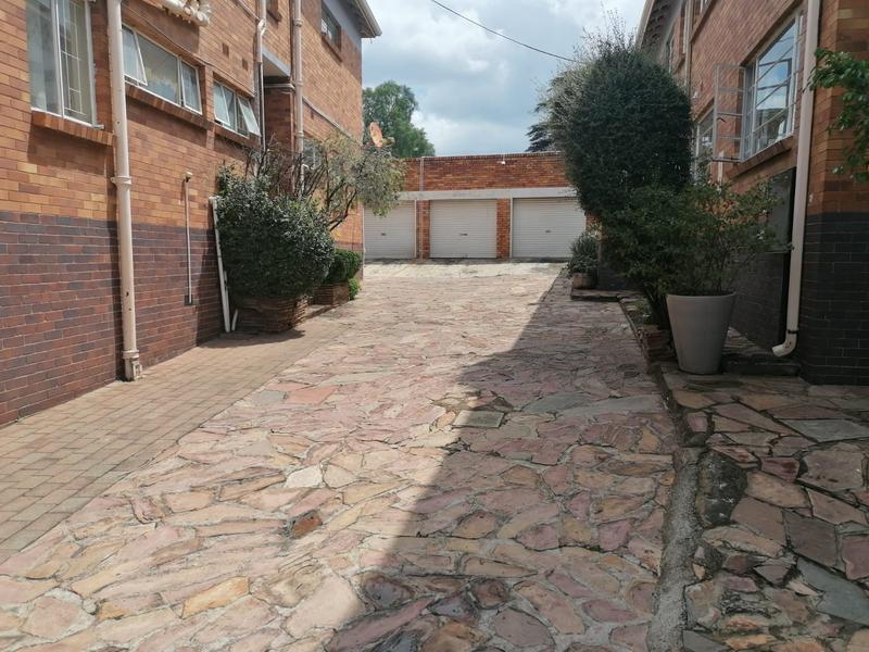 To Let 2 Bedroom Property for Rent in Primrose Hill Gauteng