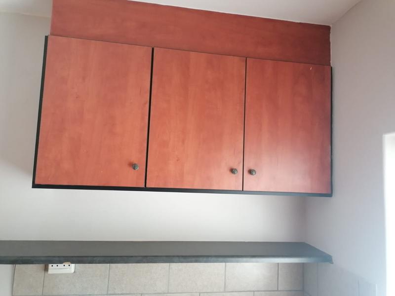 To Let 2 Bedroom Property for Rent in Primrose Hill Gauteng