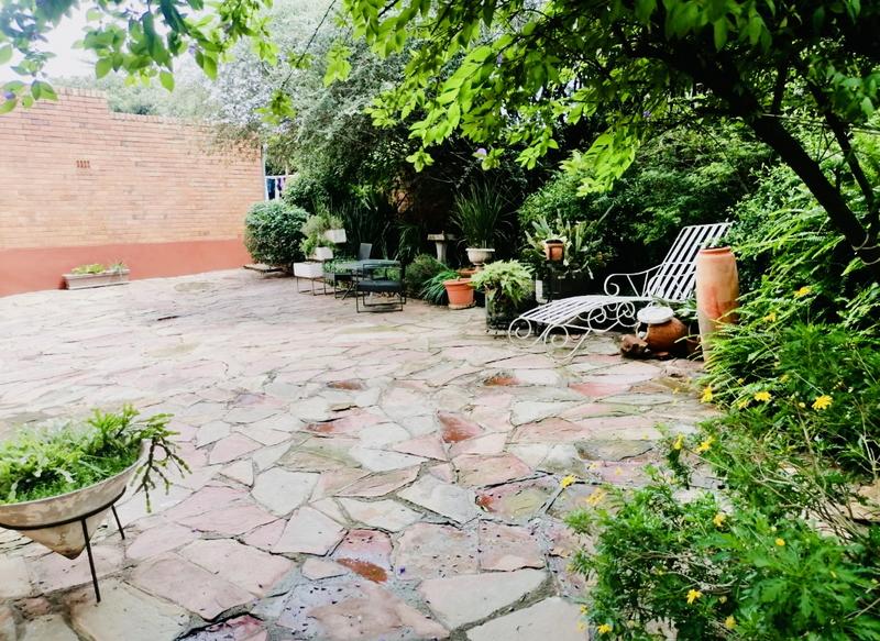 To Let 2 Bedroom Property for Rent in Primrose Hill Gauteng