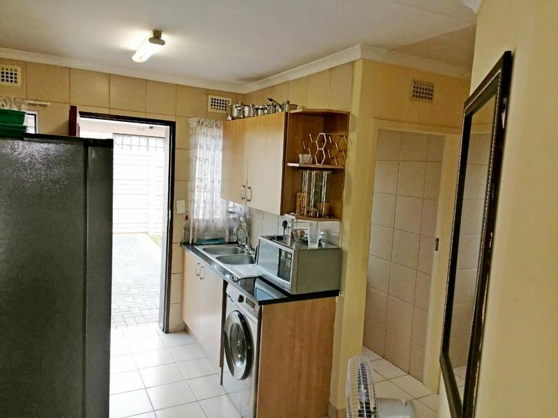 3 Bedroom Property for Sale in Clayville Gauteng