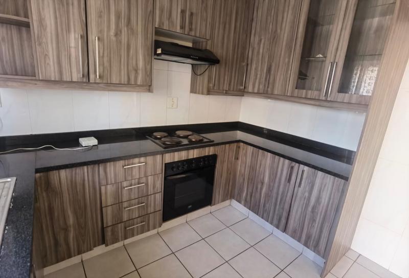 To Let 2 Bedroom Property for Rent in Casseldale Gauteng