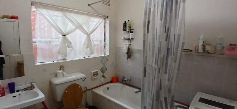 To Let 2 Bedroom Property for Rent in Casseldale Gauteng