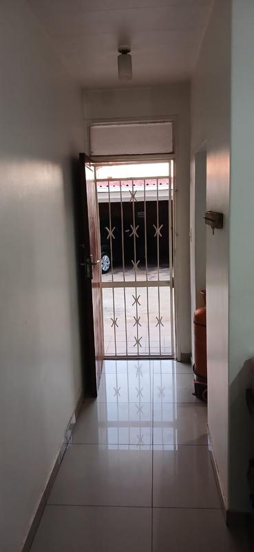 To Let 2 Bedroom Property for Rent in Casseldale Gauteng