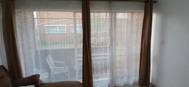 To Let 2 Bedroom Property for Rent in Casseldale Gauteng