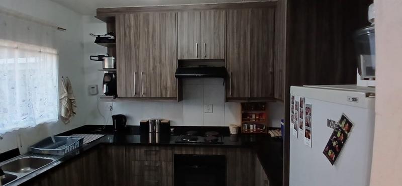 To Let 2 Bedroom Property for Rent in Casseldale Gauteng