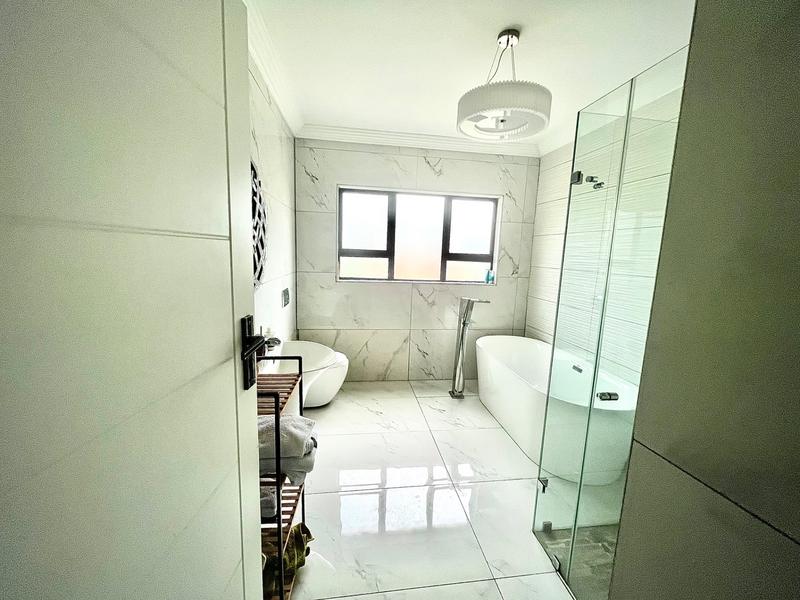 To Let 5 Bedroom Property for Rent in Willaway Gauteng