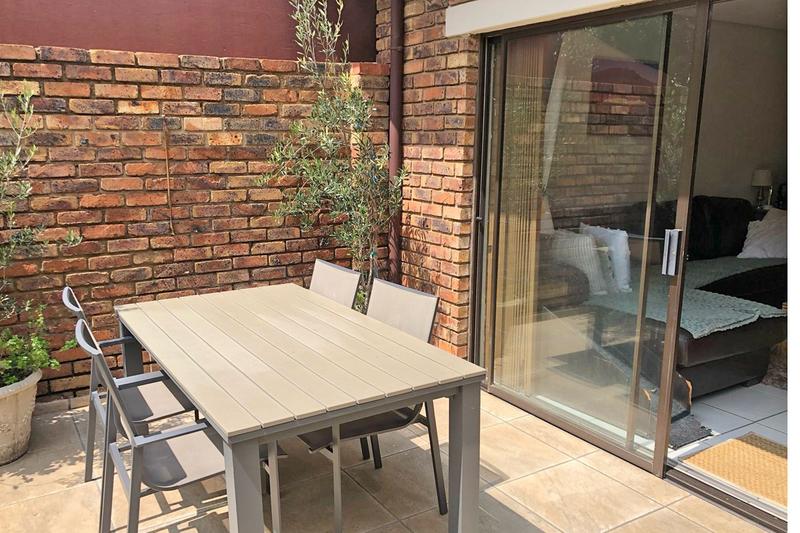 2 Bedroom Property for Sale in Morningside Gauteng