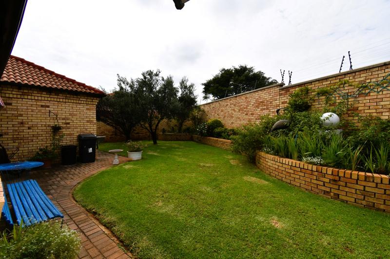 3 Bedroom Property for Sale in Noordheuwel Gauteng