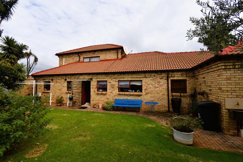 3 Bedroom Property for Sale in Noordheuwel Gauteng