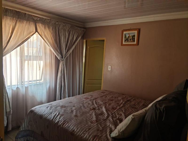 3 Bedroom Property for Sale in Meredale Gauteng