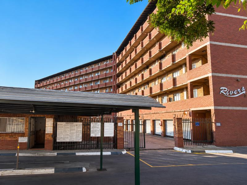 3 Bedroom Property for Sale in Zwartkop Gauteng