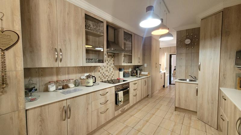 4 Bedroom Property for Sale in Montana Park Gauteng