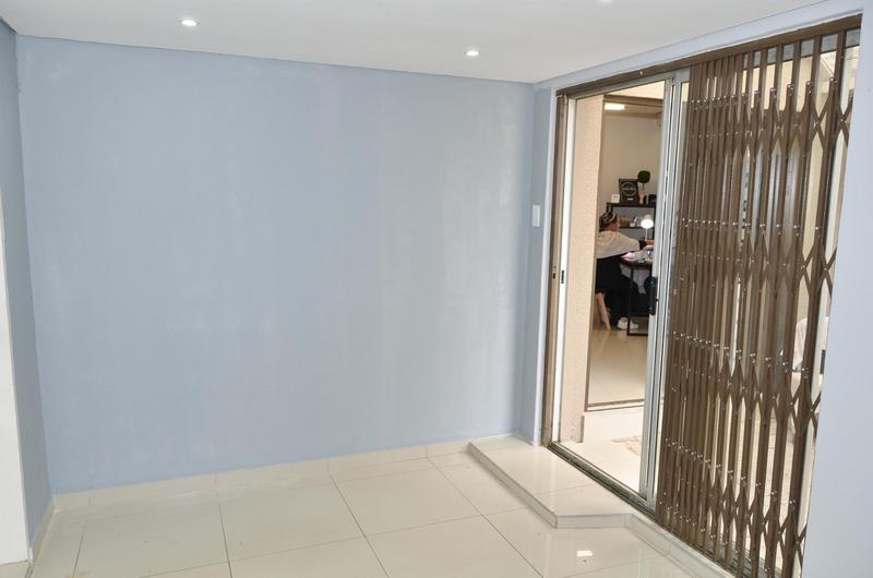 To Let commercial Property for Rent in Rant En Dal Gauteng