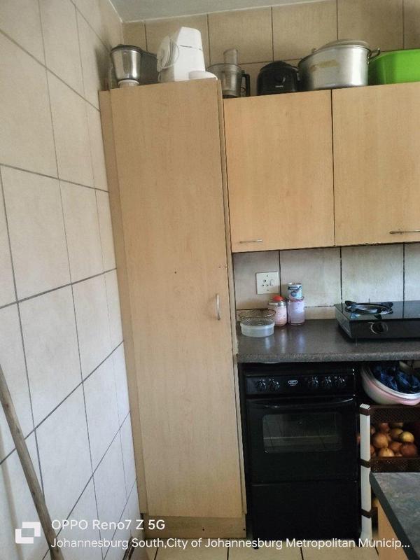 2 Bedroom Property for Sale in Crown Gardens Gauteng