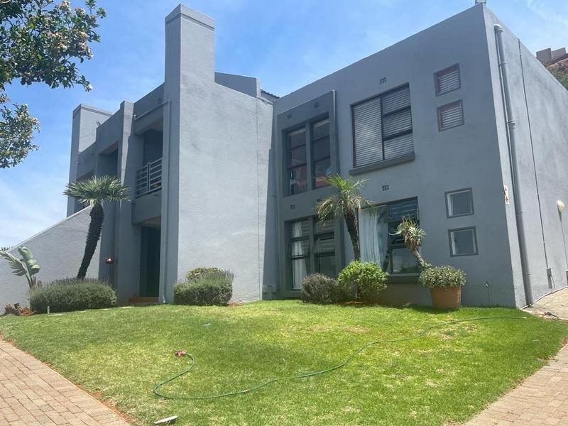 3 Bedroom Property for Sale in Glenvista Gauteng