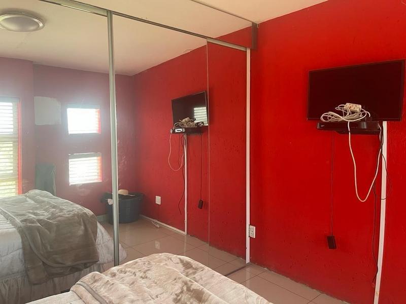 3 Bedroom Property for Sale in Glenvista Gauteng