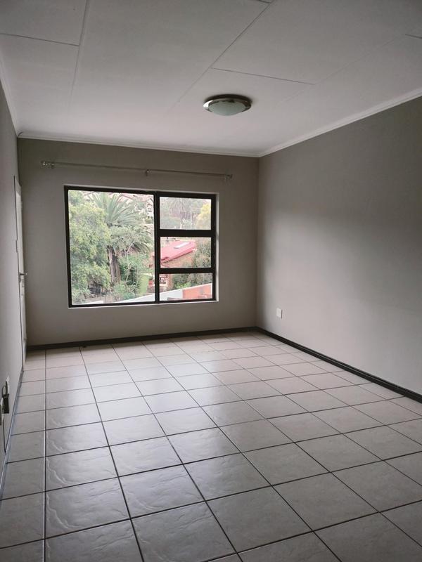 2 Bedroom Property for Sale in Oakdene Gauteng