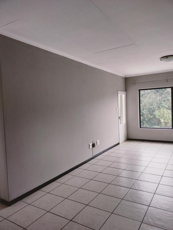 2 Bedroom Property for Sale in Oakdene Gauteng