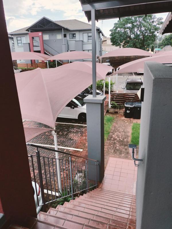 2 Bedroom Property for Sale in Oakdene Gauteng