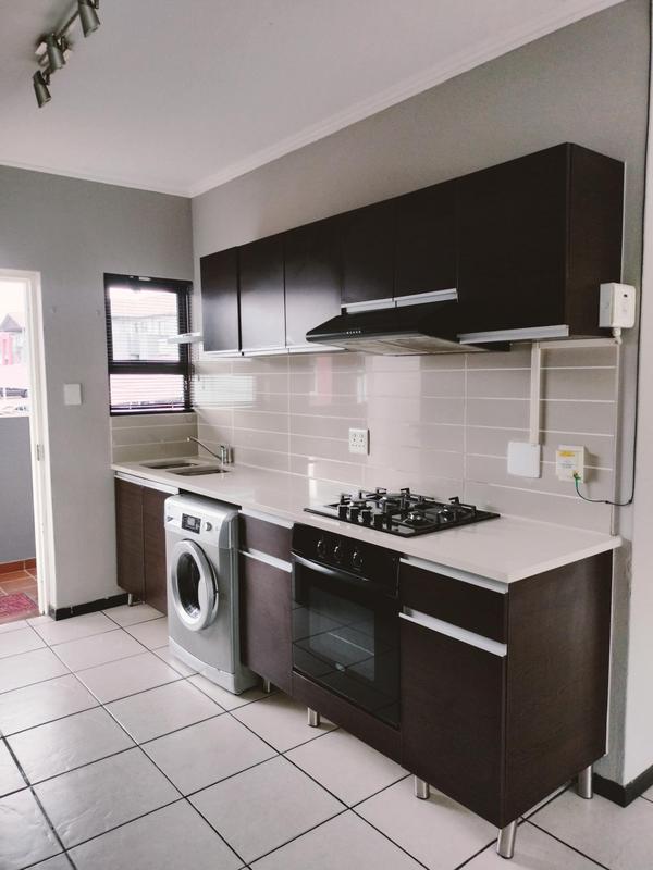 2 Bedroom Property for Sale in Oakdene Gauteng