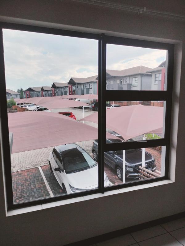 2 Bedroom Property for Sale in Oakdene Gauteng