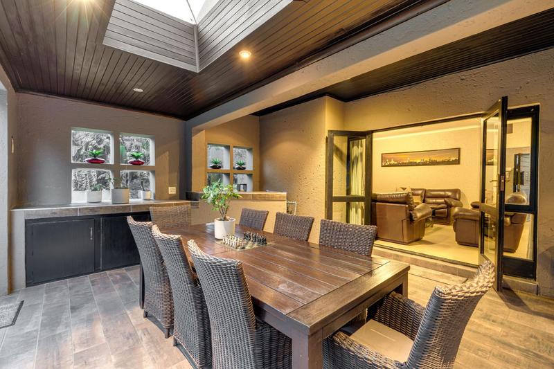 4 Bedroom Property for Sale in Fourways Gardens Gauteng