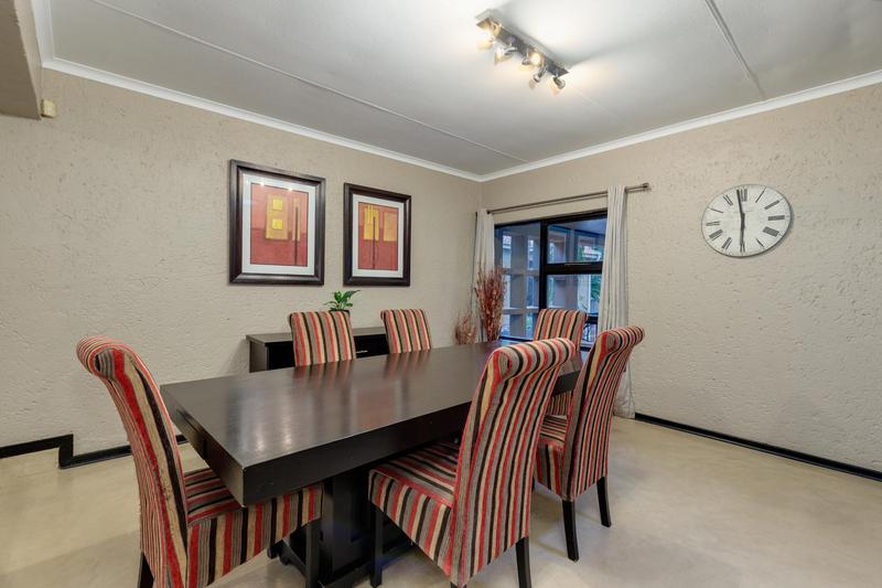 4 Bedroom Property for Sale in Fourways Gardens Gauteng