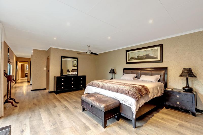 4 Bedroom Property for Sale in Fourways Gardens Gauteng