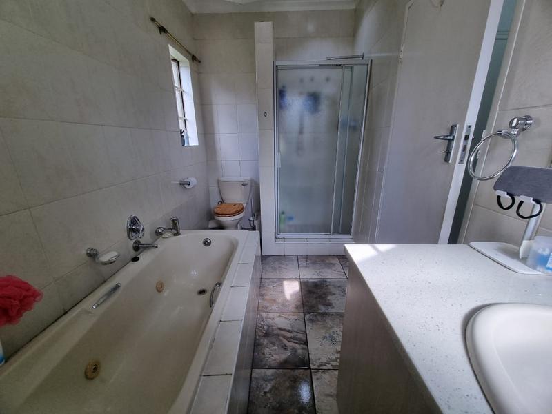 4 Bedroom Property for Sale in Brackenhurst Gauteng