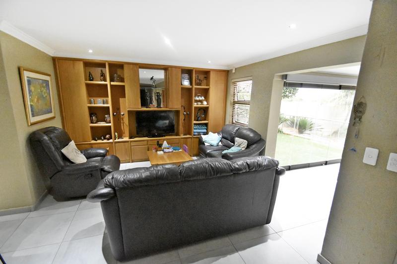 4 Bedroom Property for Sale in Linksfield Gauteng