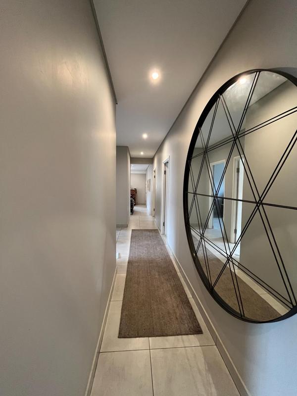 To Let 4 Bedroom Property for Rent in Lynnwood Gauteng