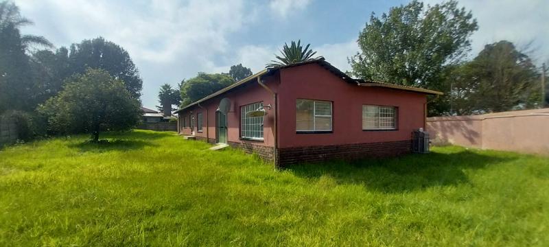 5 Bedroom Property for Sale in Simmerfield Gauteng