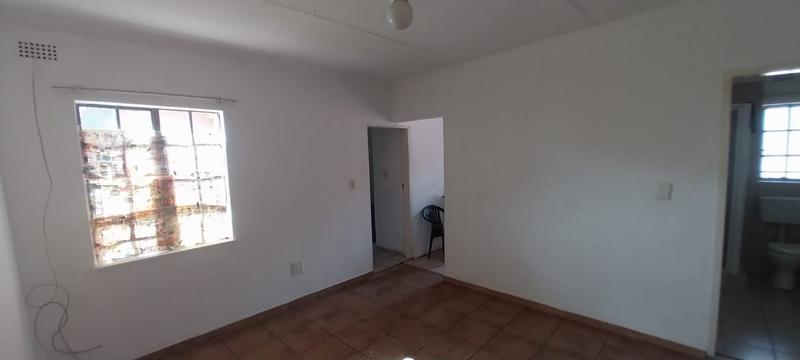 5 Bedroom Property for Sale in Simmerfield Gauteng