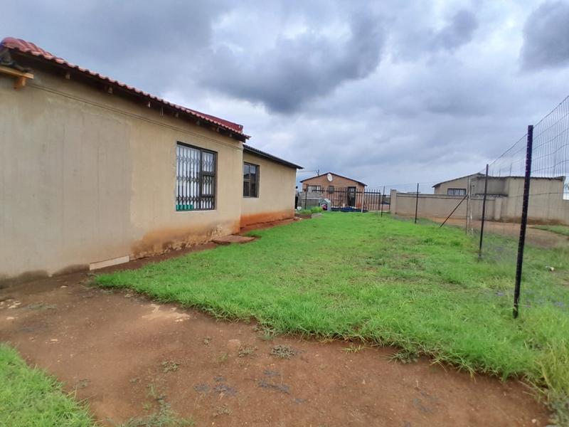2 Bedroom Property for Sale in Sharpeville Gauteng