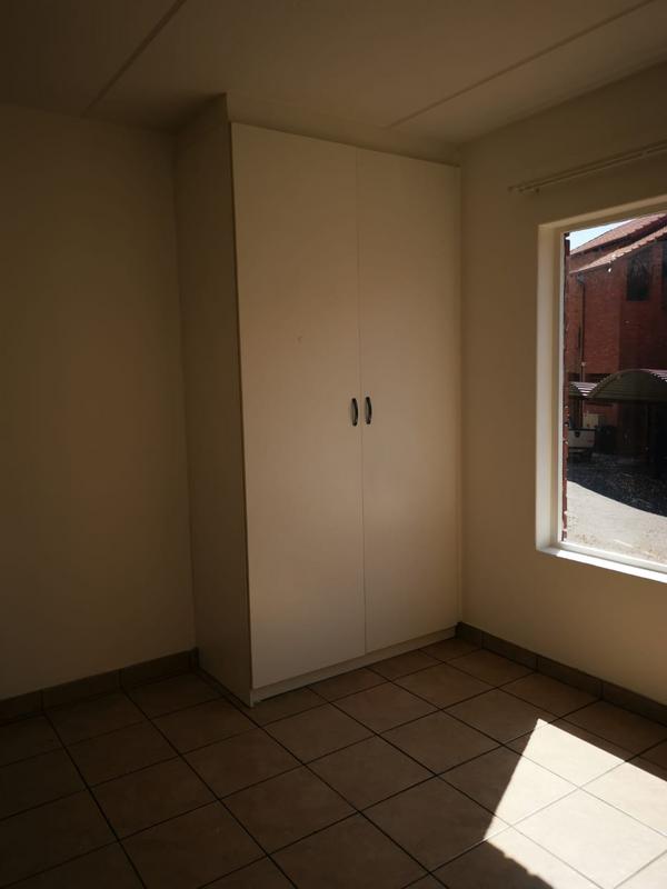 To Let 2 Bedroom Property for Rent in Castleview Gauteng