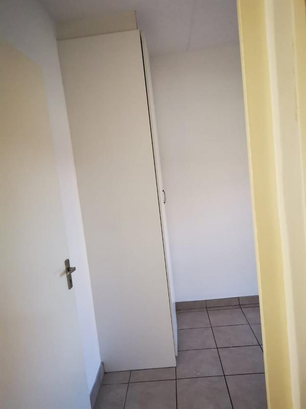 To Let 2 Bedroom Property for Rent in Castleview Gauteng