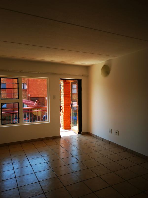 To Let 2 Bedroom Property for Rent in Castleview Gauteng