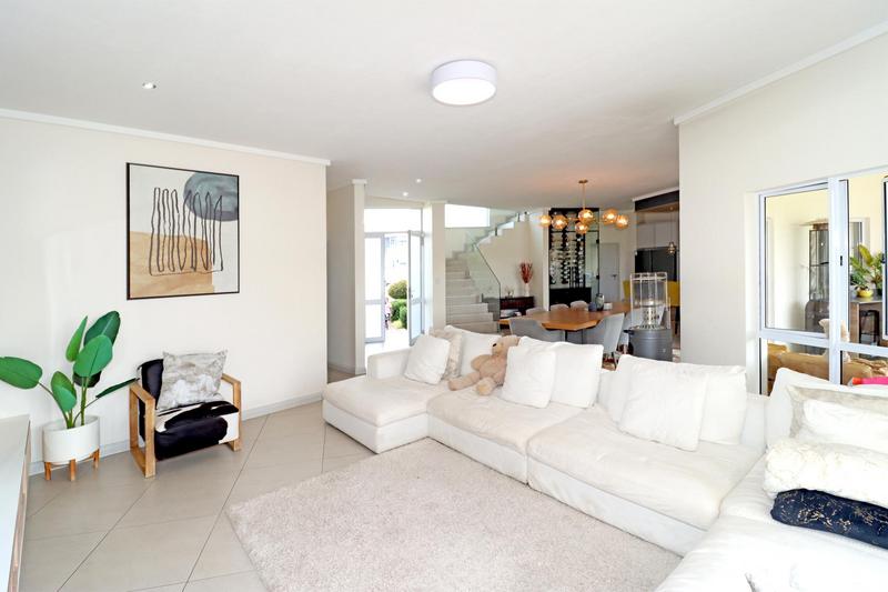 4 Bedroom Property for Sale in Midstream Ridge Gauteng
