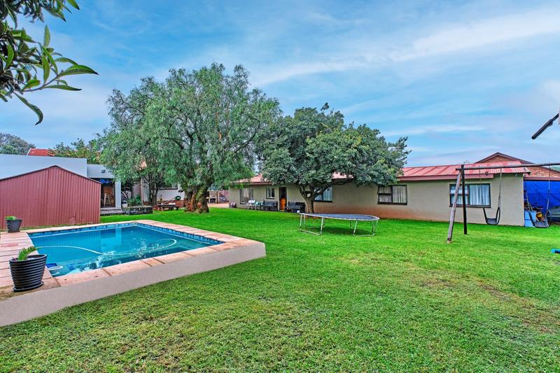 4 Bedroom Property for Sale in Noordheuwel Gauteng