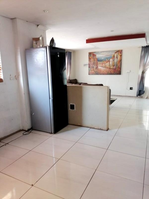 2 Bedroom Property for Sale in Bram Fischerville Gauteng
