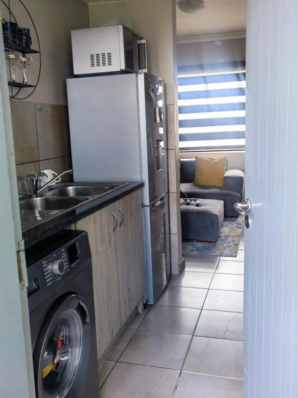 2 Bedroom Property for Sale in Fleurhof Gauteng