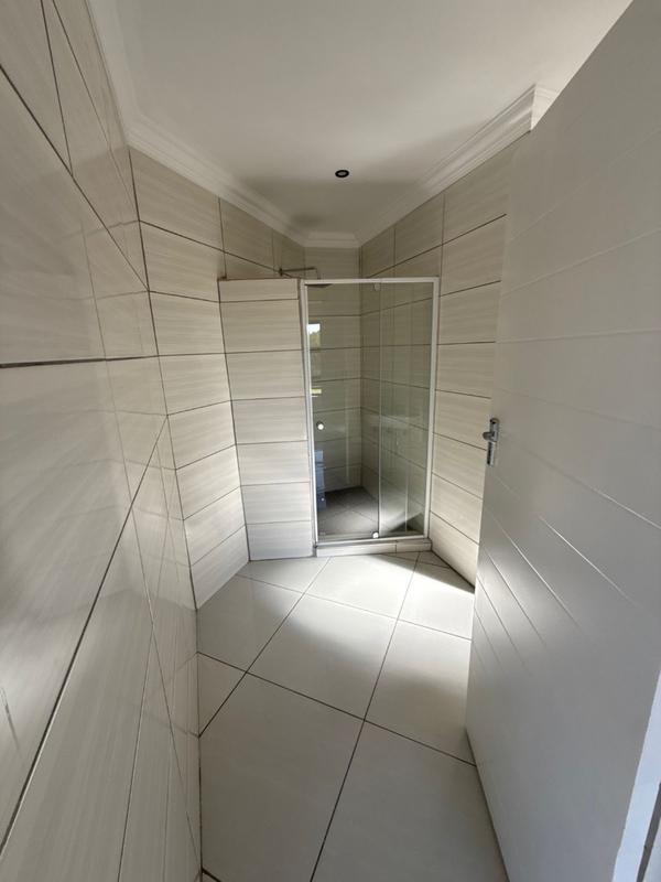 5 Bedroom Property for Sale in Van Riebeeck Park Gauteng